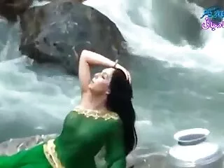 फिस्टिंग और हिंदी में सेक्सी मूवी वीडियो gushing