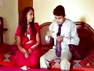 अच्छा सेक्सी मूवी पिक्चर हिंदी में सींग का बना हुआ मुंडा लड़की